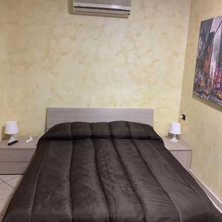 Airport Bedroom House 卡塔尼亚 外观 照片